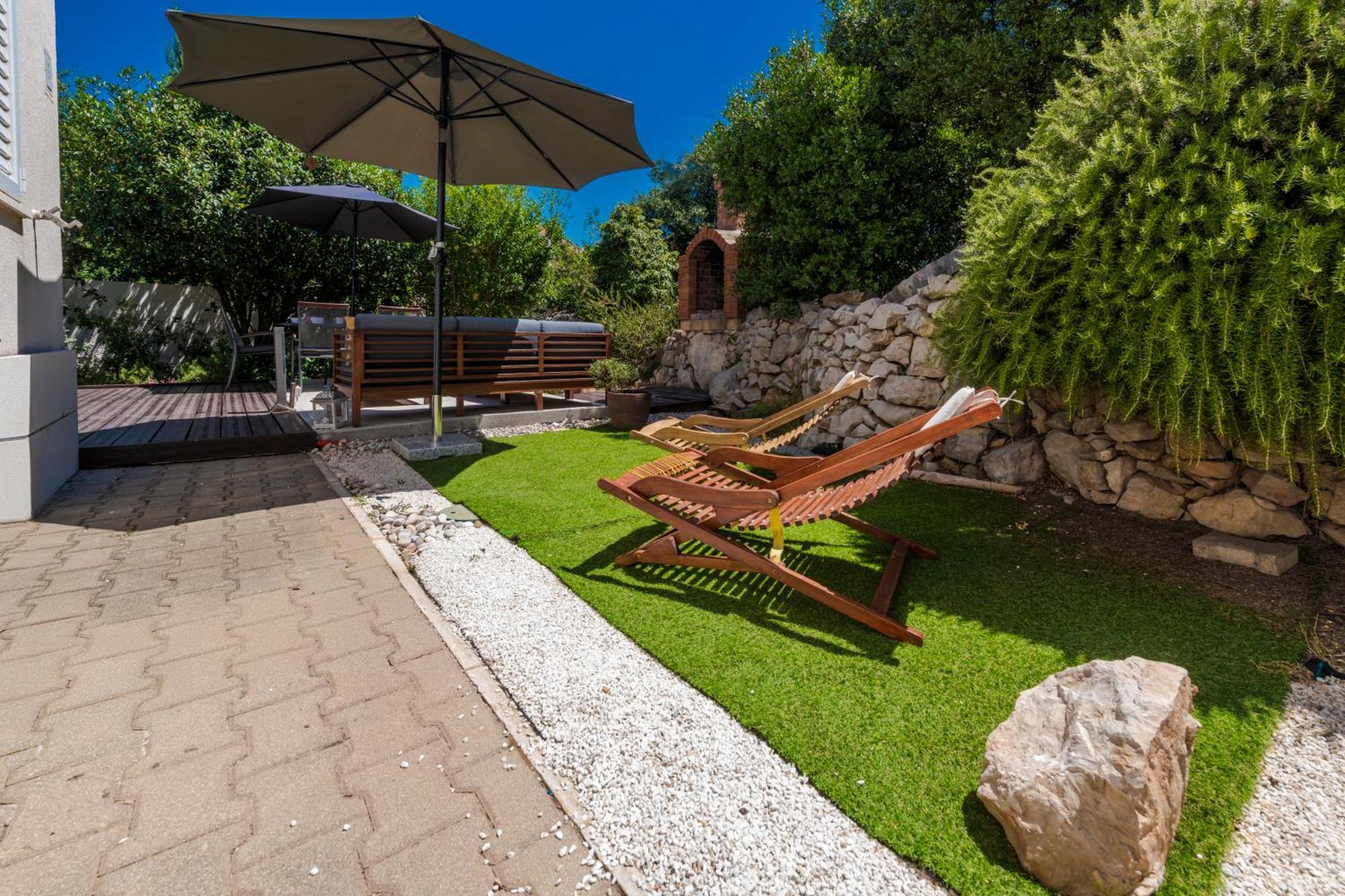 Apartment With Terrace And Mini Pool Green Gold Dubrovnik Exterior photo